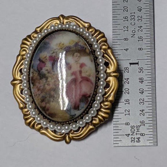Vintage Look French Can Can Dancer Cameo Brooch - Picture 4 of 5